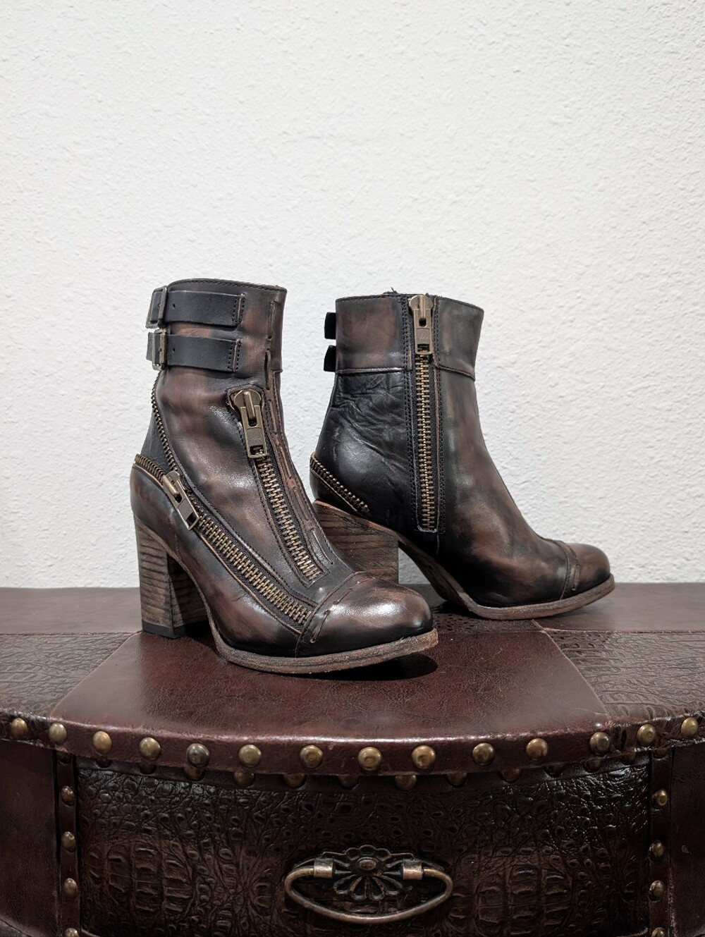 Freebird Dalton Distressed Leather Moto Heeled Boots Size 7